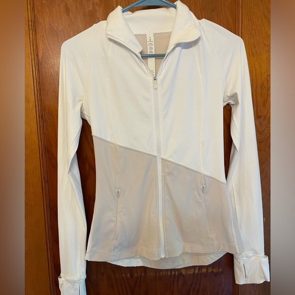 lululemon athletica Jackets & Blazers - Lovely Lululemon white and tan jacket - size 4